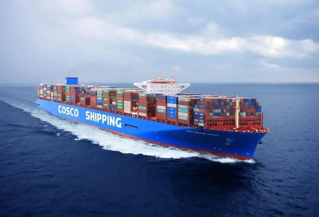 筑牢國內大循環的海上動脈：中遠?？爻掷m夯實內貿集裝箱海運實力